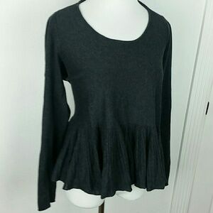 MAX STUDIO l Knit Ruffle Scoop Neck Top NEW B6